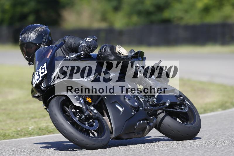 /Archiv-2024/56 10.08.2024 Plüss Moto Sport ADR/Freies Fahren/235